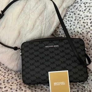 Michael Kors crossbody
